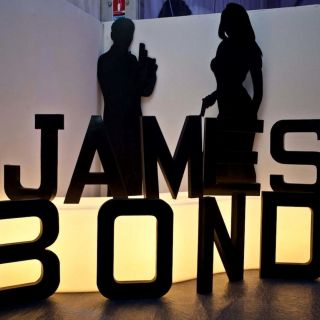 James Bond 2